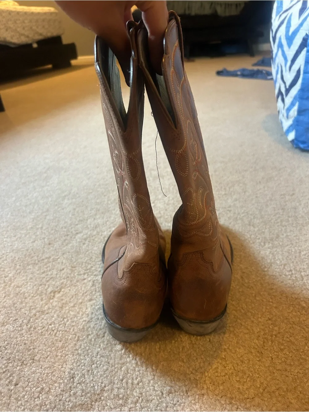 Ariat women’s Brown Leather Cowboy Boots - Picture 3 of 5
